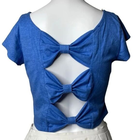 Modern Lux Lovely Open Back Bow Short Sleeve Crop Top Blue & Pink Size XS - Picture 2 of 4